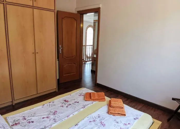 Arcos